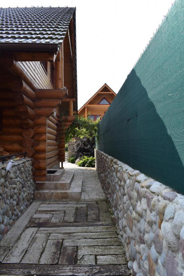 Zrubovy Dom - Moon Nova Lesna Villa ภายนอก รูปภาพ