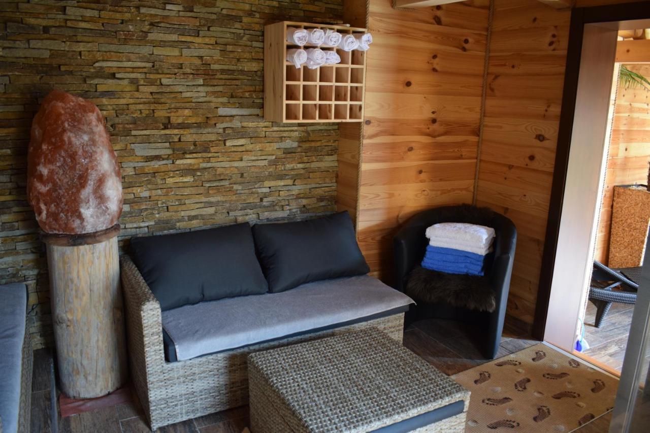 Zrubovy Dom - Moon Nova Lesna Villa ภายนอก รูปภาพ