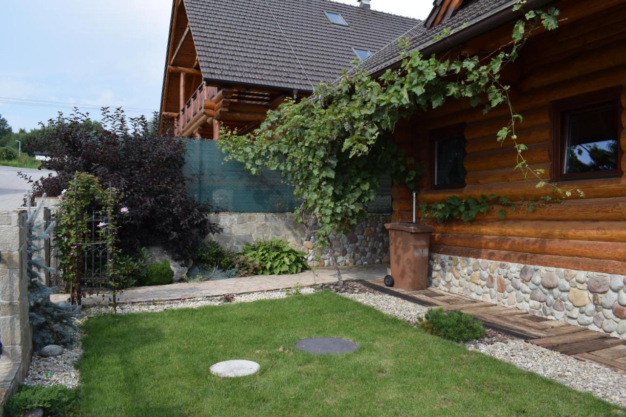Zrubovy Dom - Moon Nova Lesna Villa ภายนอก รูปภาพ