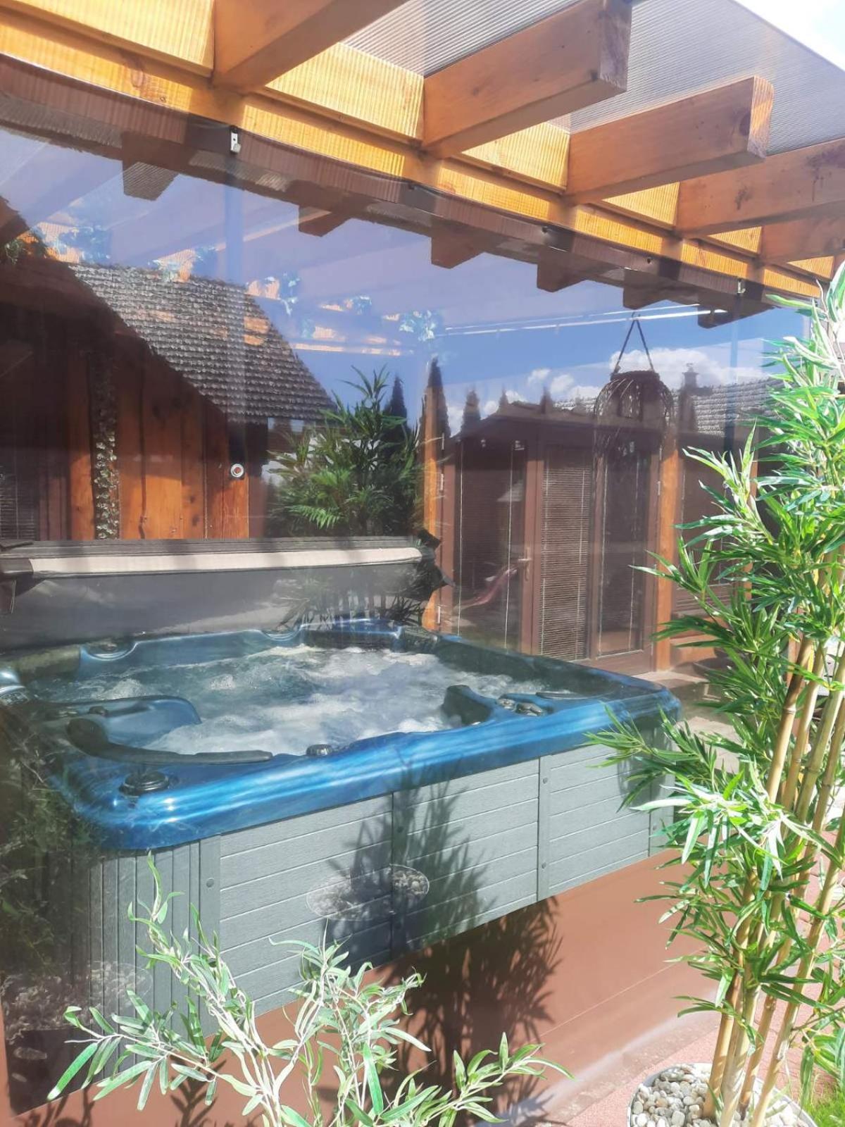 Zrubovy Dom - Moon Nova Lesna Villa ภายนอก รูปภาพ